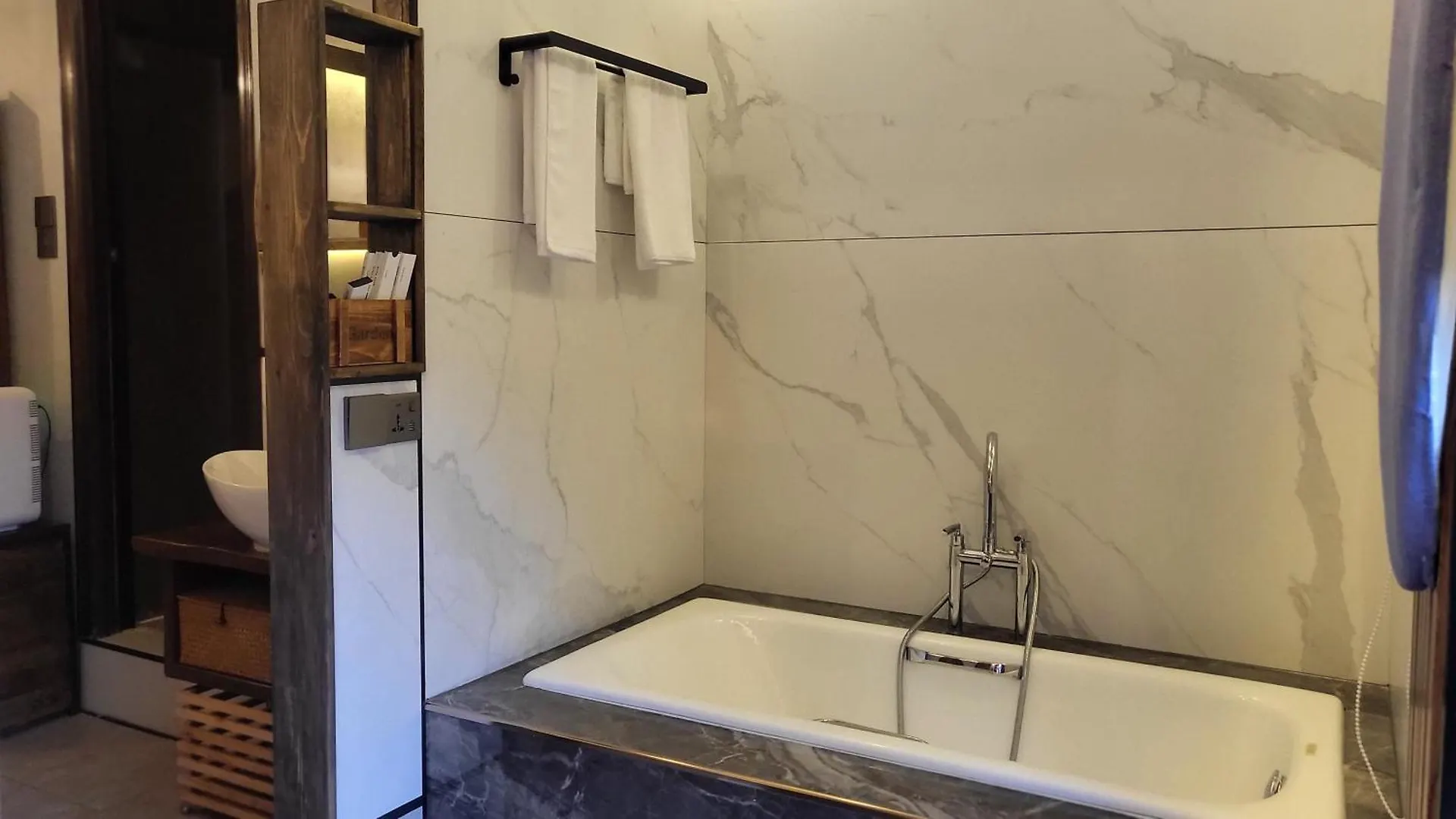 Shalom Suites Kota Kinabalu Maleisië