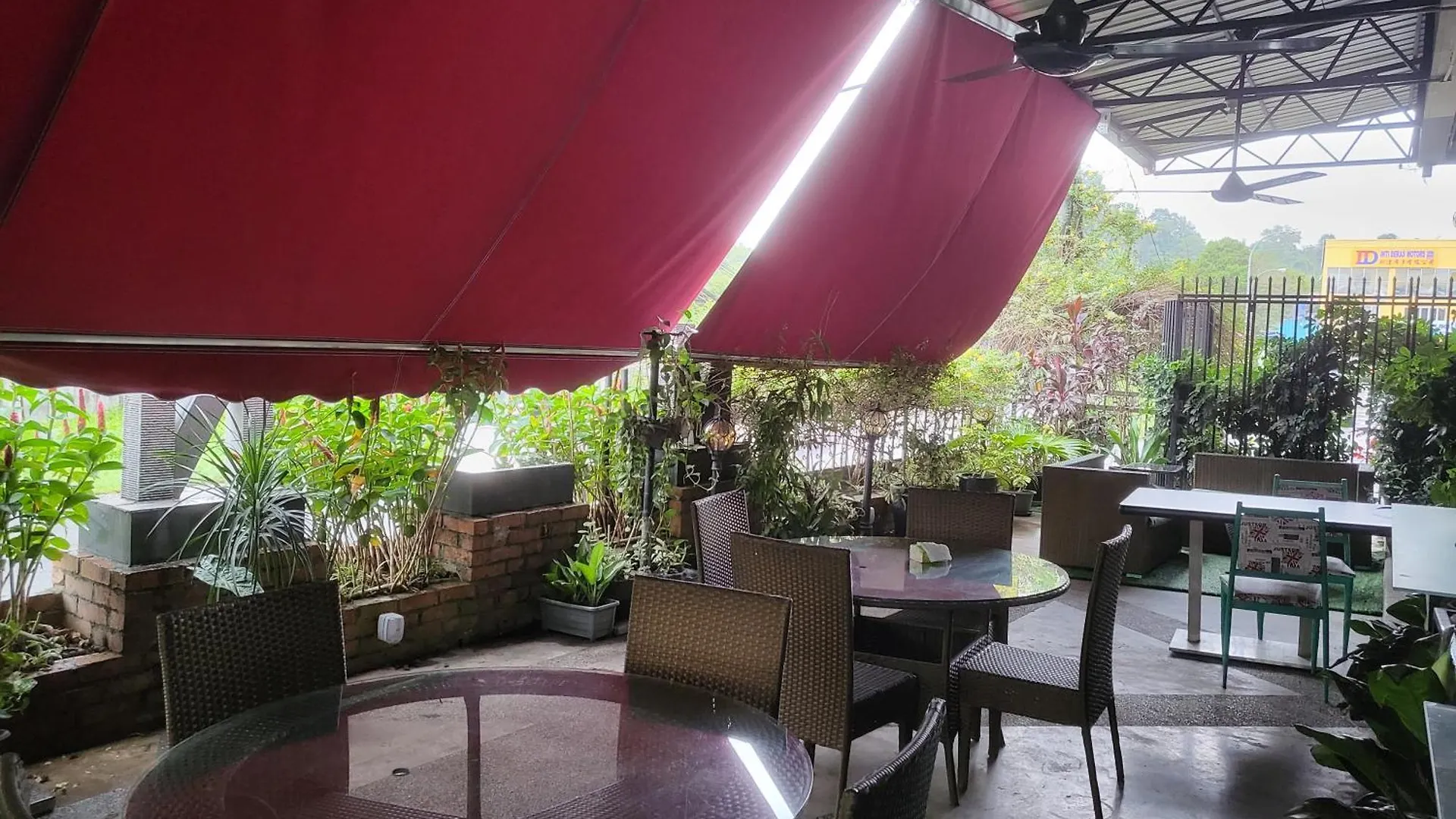 Shalom Suites Kota Kinabalu 0*,  Maleisië